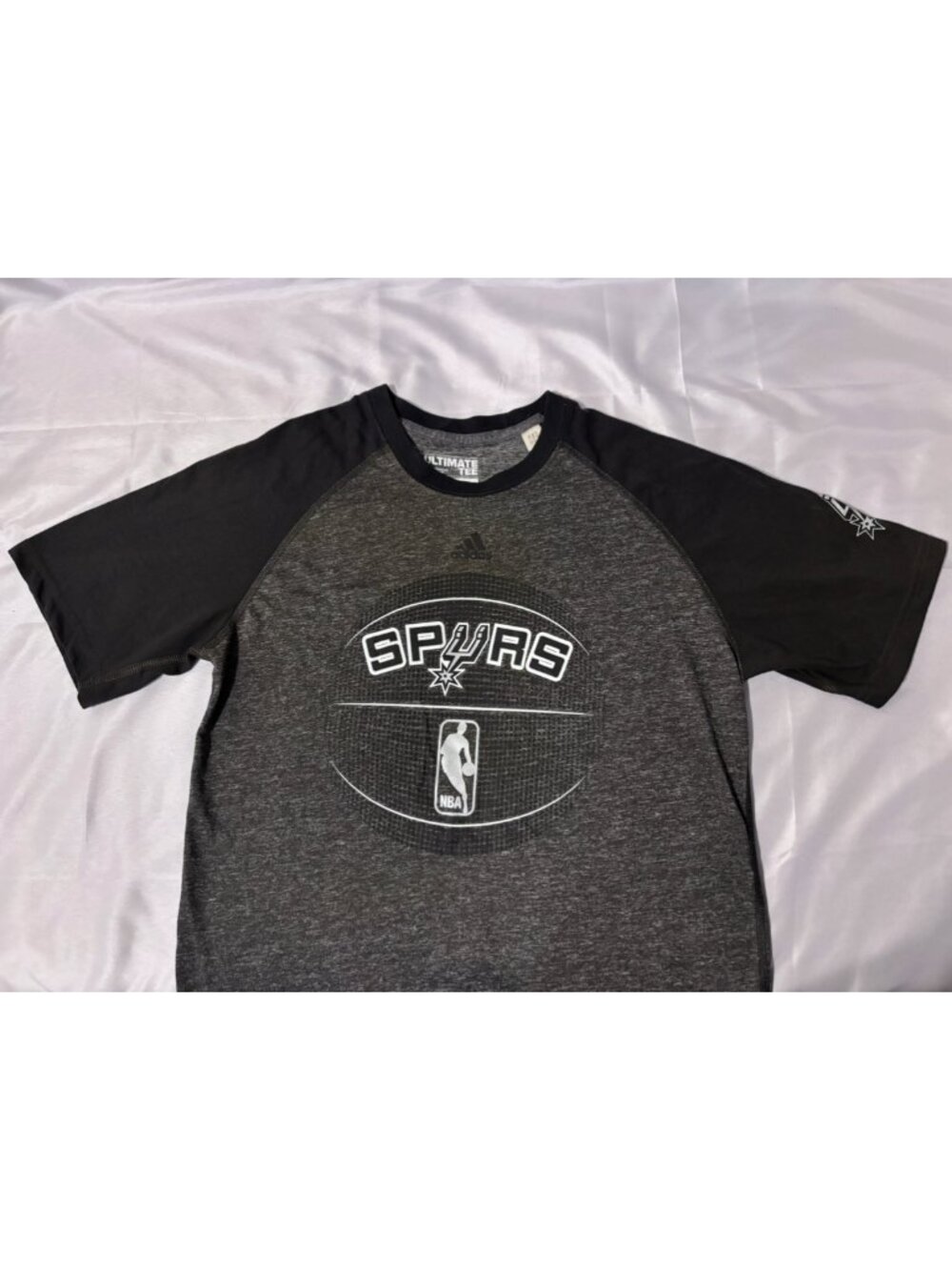 Adidas San Antonio Spurs NBA Youth Medium Climalite Gray Black T-Shirt